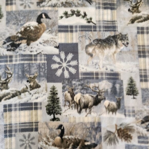 Vintage Mountain Wildlife Heavy Super Soft Fleece Fabric Material - 58" x 42" - Picture 3 of 5